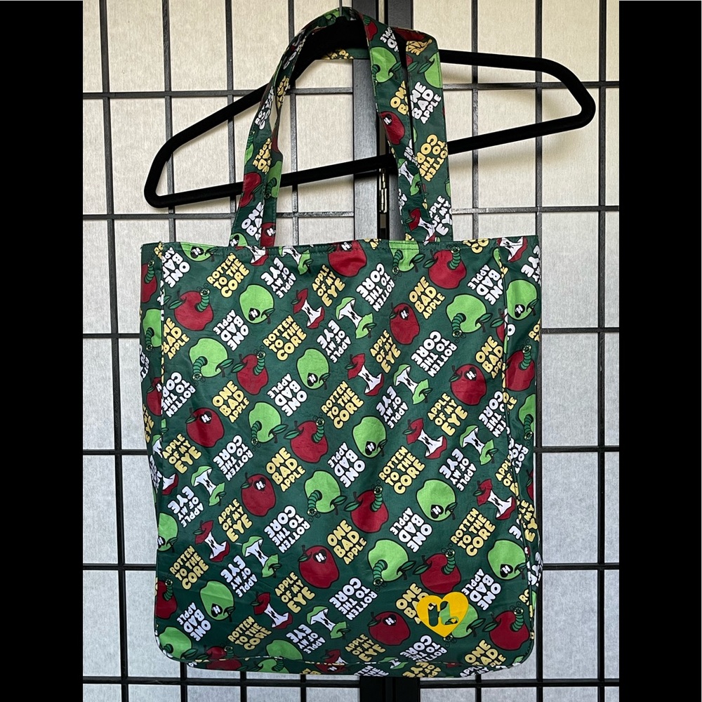Harajuku Lovers, Gwen Stefani Rotten to the core Bag